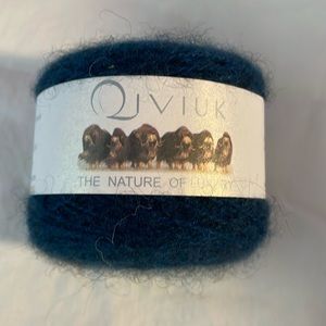 100% Quviuk yarn